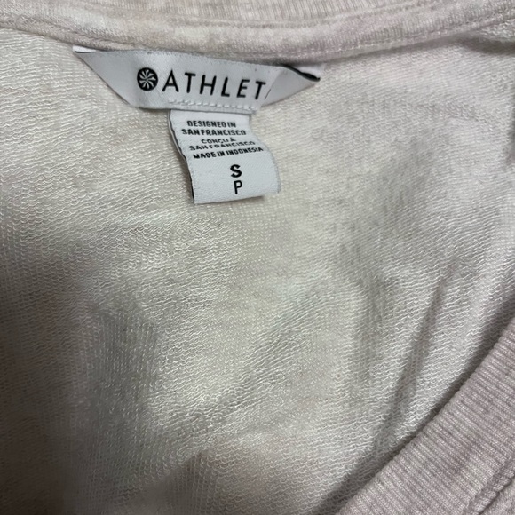 Athleta Sunrise V-Neck - Picture 4 of 5